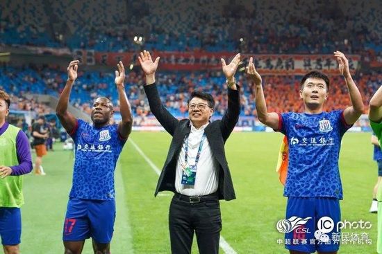 为了达到剧情要求，演员们均提前入组进行开机前的集中学习